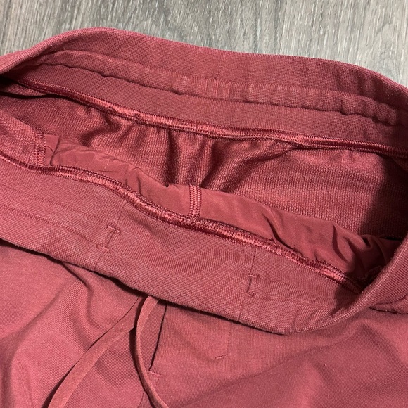 Lululemon Joggers - Picture 7 of 8